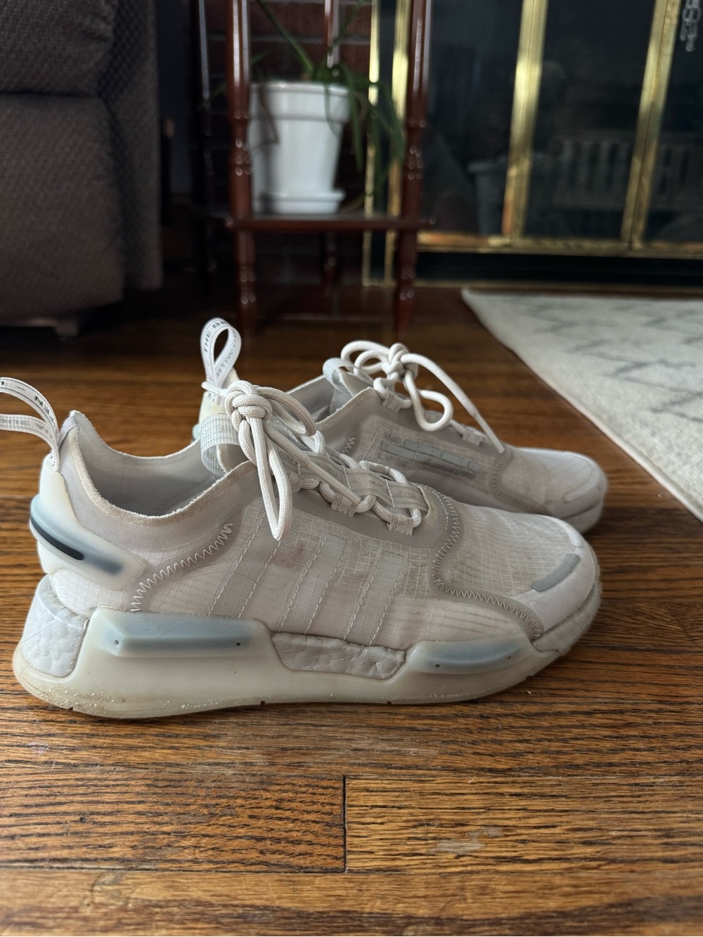 Adidas Tennis Shoes